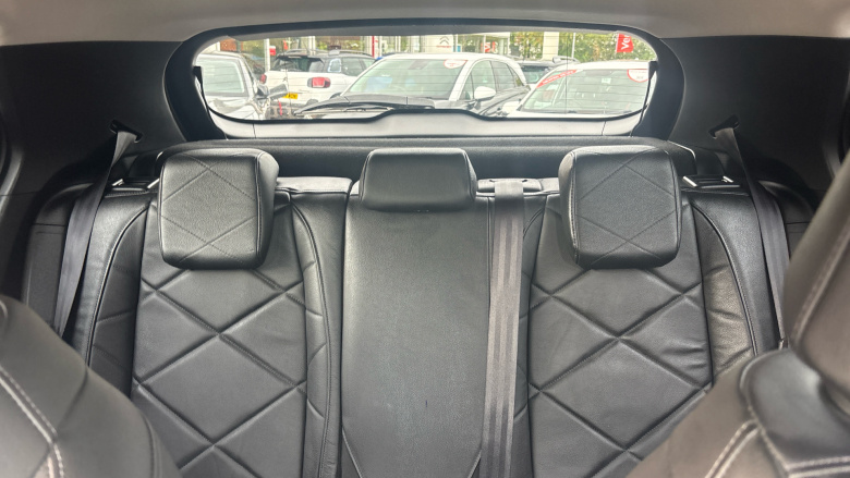 DS 3 Crossback 1.2 PureTech 155 Prestige 5dr EAT8 Petrol